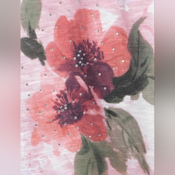 NWOT ...Time and Tru Shirt / Top - Picture 10 of 14